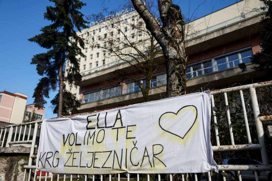 Sarajevo: Poruke podrške djevojci koja je stradala u tramvajskoj nesreći 