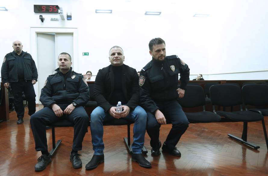 U Ivića ispalio čak pet metaka: "Ne poričem, ubio sam ga..."