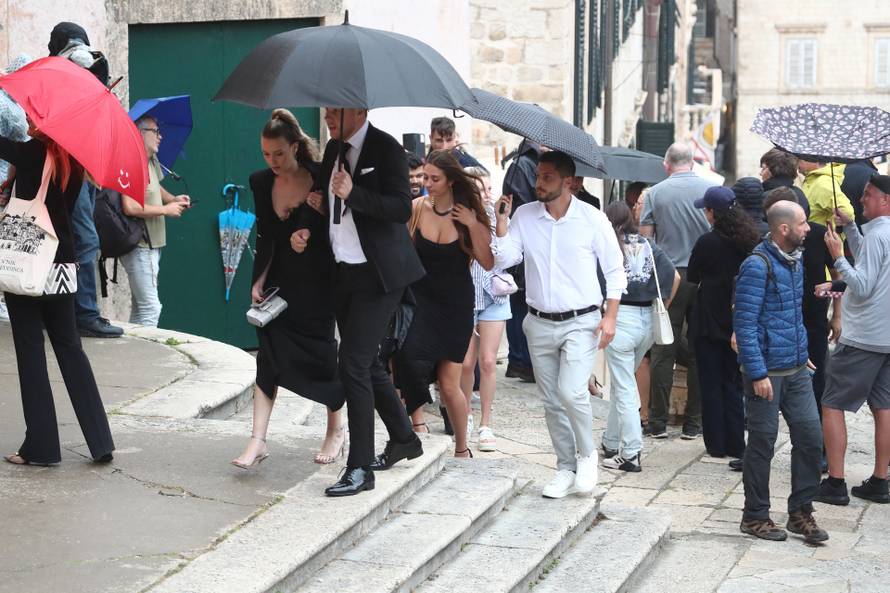 ARHIVA - 2024. Dubrovnik: Vjenčanje Nicole Artukovich i Liama Stewarta u crkvi sv.Ignacija