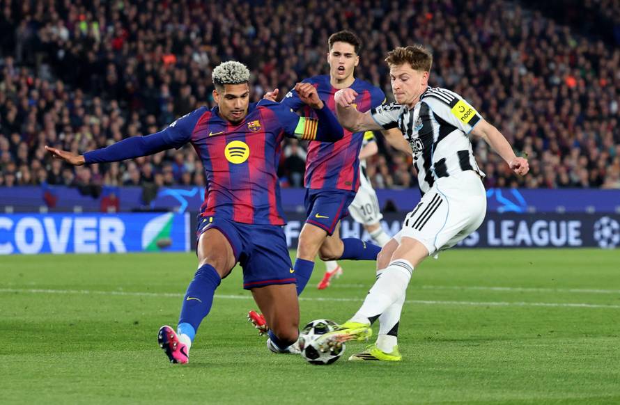 UEFA Champions League - Round of 16 - Second Leg - FC Barcelona v Newcastle United