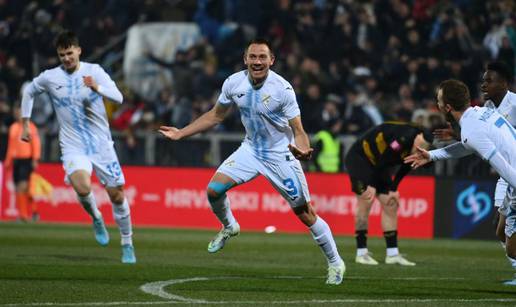 'Unucima ću pričati kako je puni stadion Rijeke skandirao moje ime! Prvi gol u karijeri, ludnica'