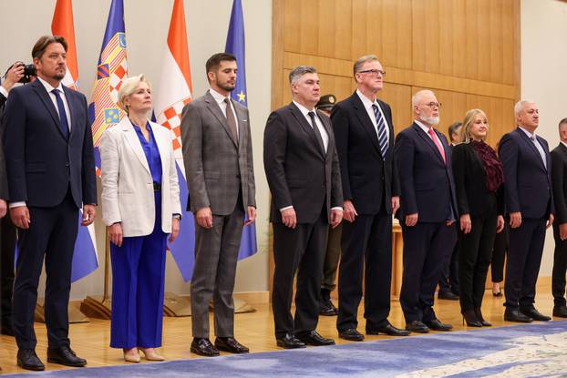 Zagreb: Predsjednik RH Zoran Milanović uručio odlikovanje Red kneza Trpimira s ogrlicom i Danicom Filipu Hrgoviću