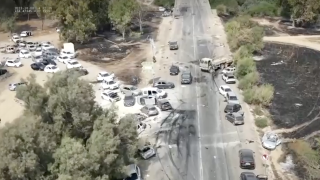 Potresne snimke iz zraka otkrile razaranje, uništena vozila na mjestu festivala užasa u Izraelu