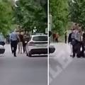 Policajac iz Vinkovaca mladića gurao i udarao šakama: Dobio je samo usmeno upozorenje