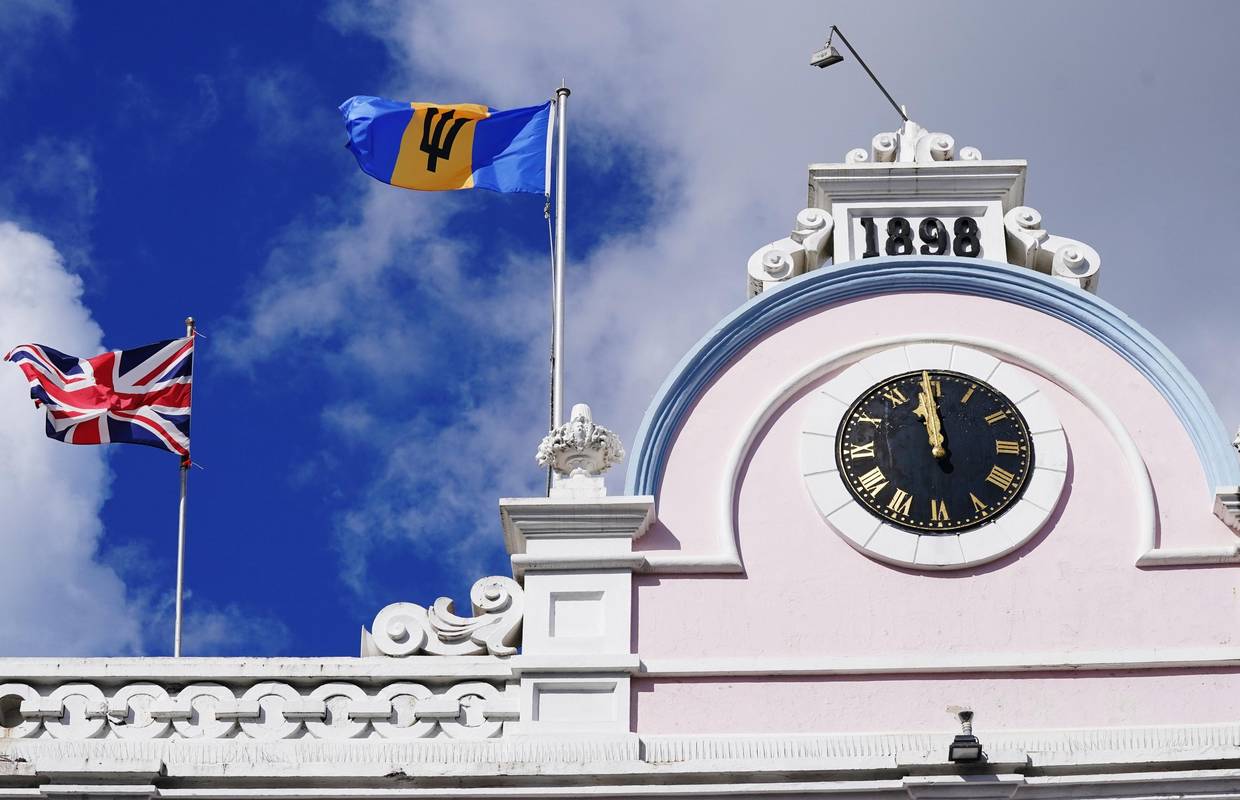Barbados postaje republika i pozdravlja se s Elizabetom II.