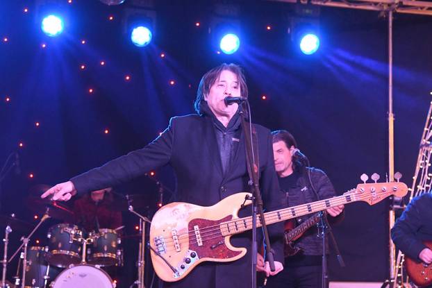 Bjelovar: Vlado Klember nastupio na dočeku Nove Godine