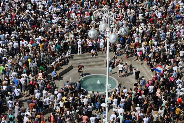 Tisuće prosvjednika preplavile središte Zagreba zbog otpada u Lici