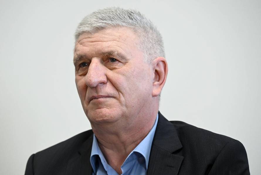 Zagreb: Početak suđenja za aferu Janaf