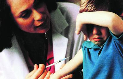Antibiotici povećavaju rizik od dječje astme