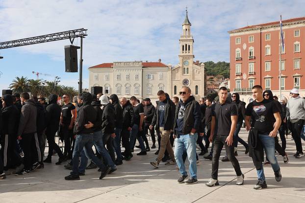 Split: Torcida na Rivi održala prosvjed