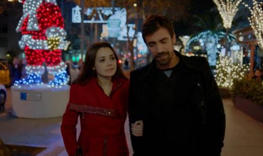 Firat posje&cacute;uje Irmak i govori joj da je spreman postati otac