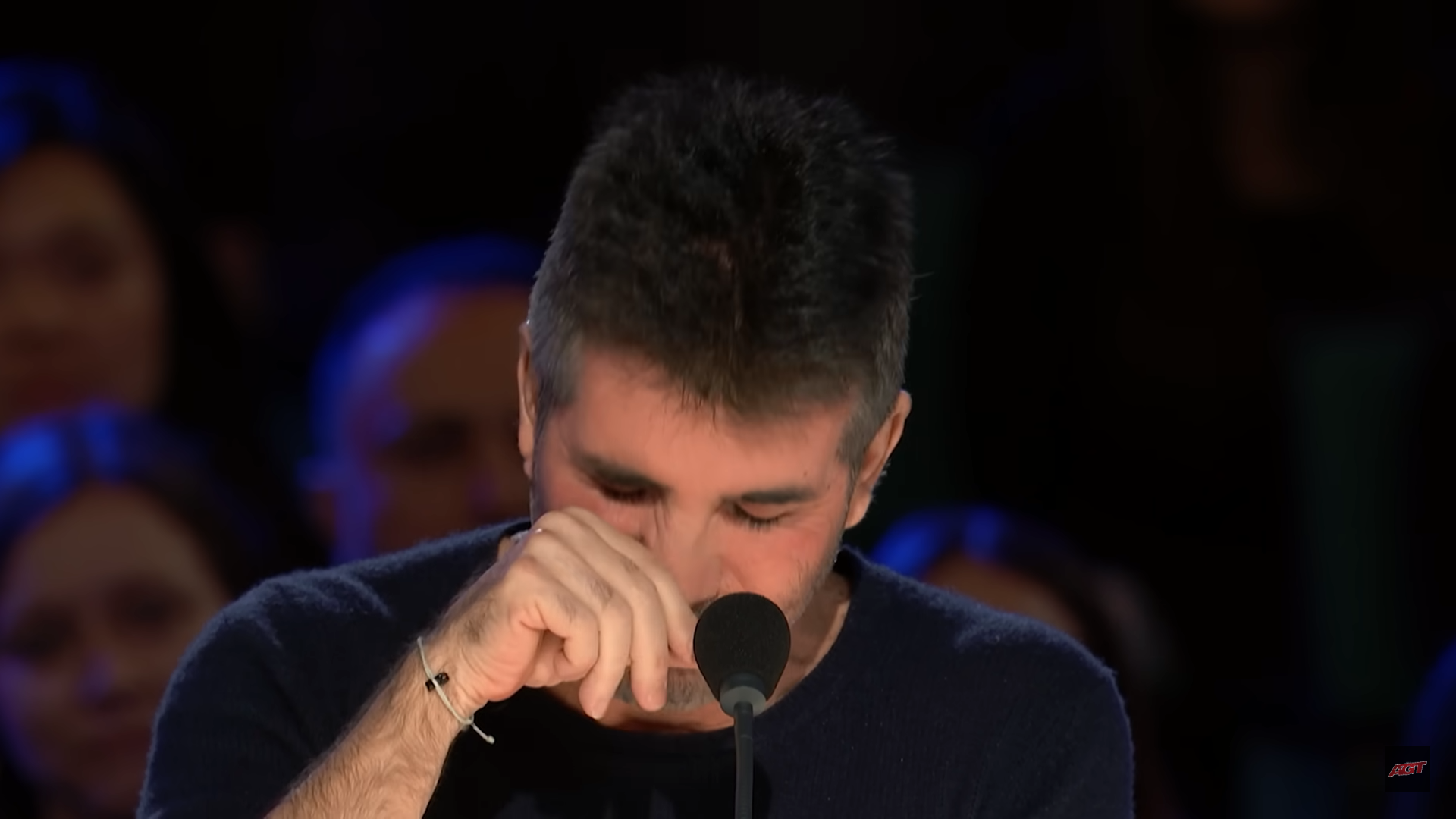Zbor iz Južne Afrike rasplakao je strogog Simona Cowella: Pjevali pjesmu preminule natjecateljice