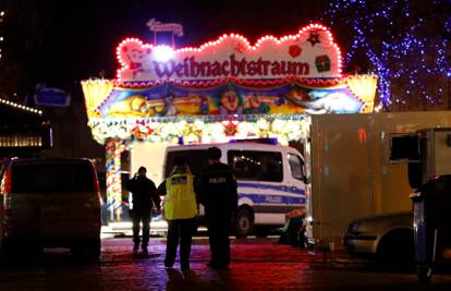 Pronašli eksploziv: Evakuirali božićni sajam u Njemačkoj