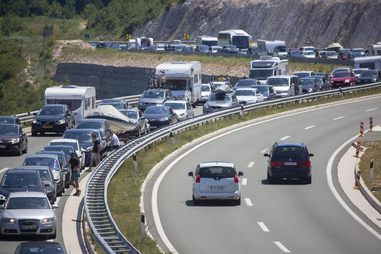 'Koliko je mostarina? Evo vam kovanice po 10 lipa, nema frke'