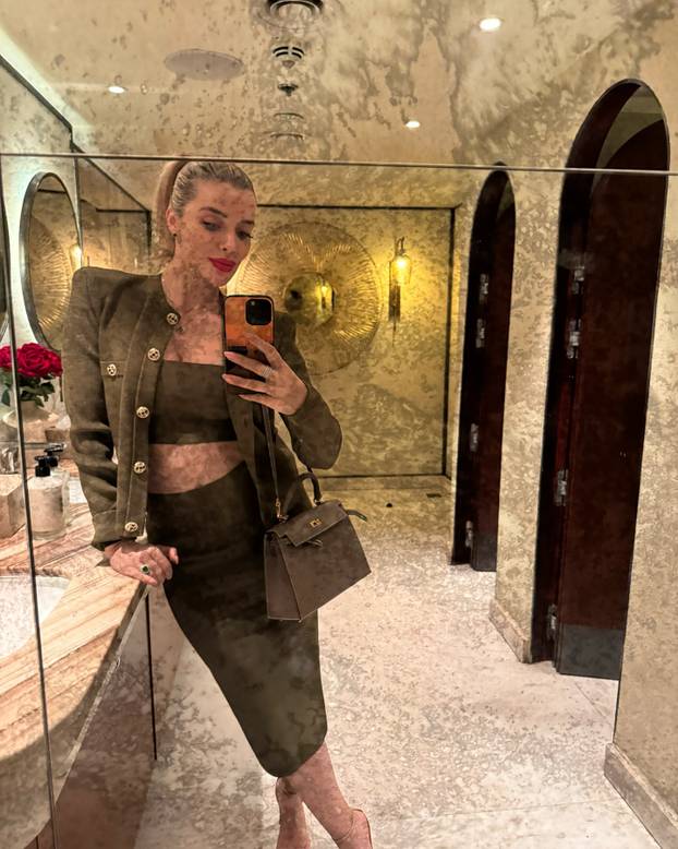 FOTO Naša prekrasna novinarka zaljubila se u ikonu Reala. Brak im je kao iz bajke, dobili i sina