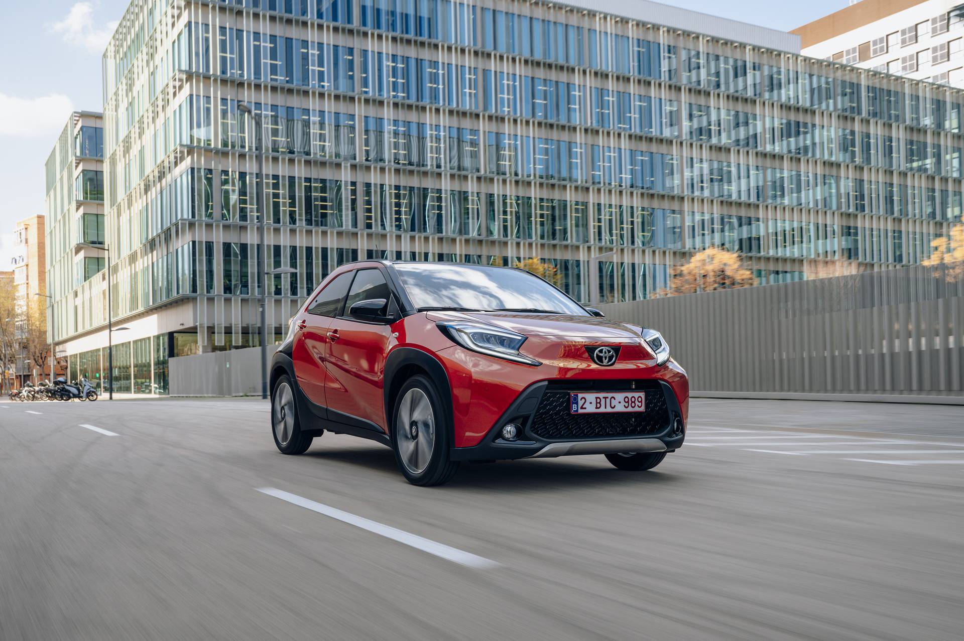 Vozili smo novu Toyotu Aygo X: Maleni automobil s crossover karakterom i gradskom 'dušom'