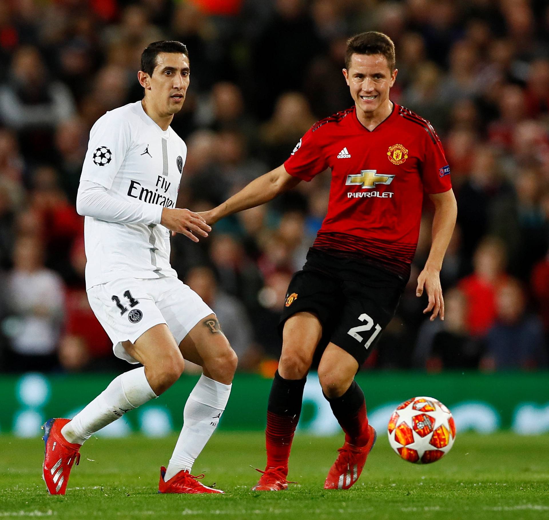 Champions League Round of 16 First Leg - Manchester United v Paris St Germain