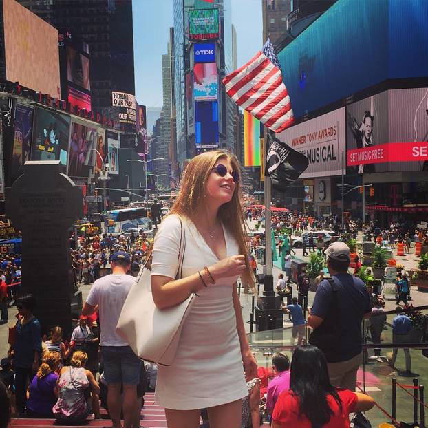 FOTO Legendarni nogometaš na dodjelu Zlatne lopte poveo novu djevojku. Mlađa je 38 godina