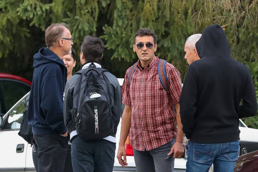 Jedna osoba privedena je ispred škole u Krapinskim Toplicama