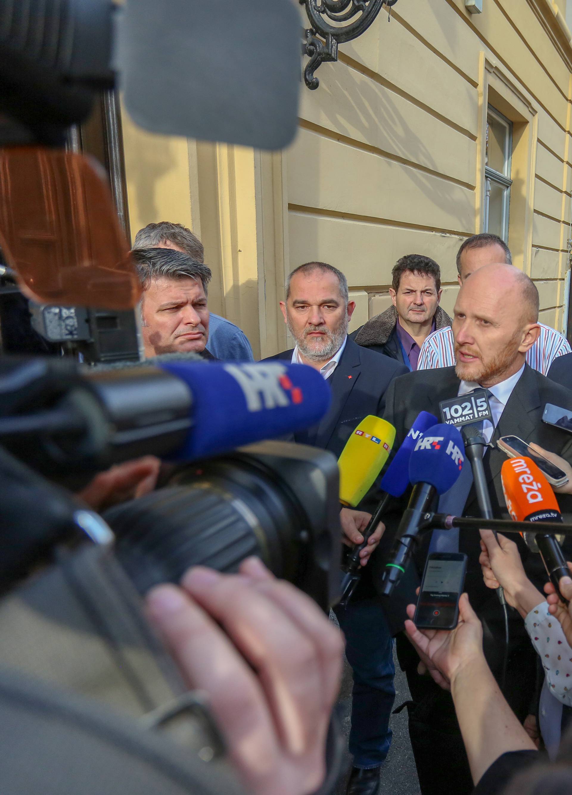 Zagreb: Maras komentirao glasovanje o proraÄunu