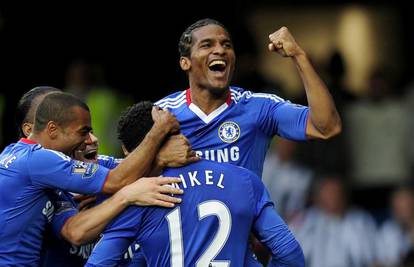 Chelsea 'šesticom' pomeo WBA, hat-trick Drogbe...