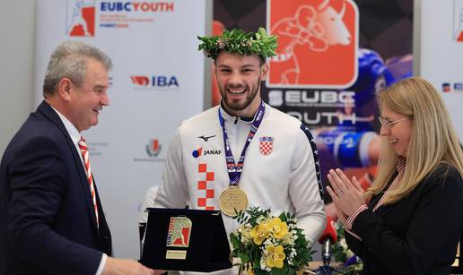 Veočić uz Parlova i Hrgovića, a Osijek i Zadar dobili su prve europske boksačke medalje!