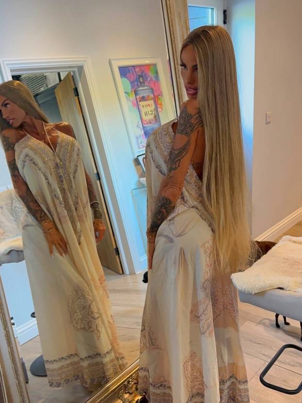 FOTO Bivši reprezentativac se uzbudio pa platio 18+ modelu da mu glumi bivšu: Htio je  spoj