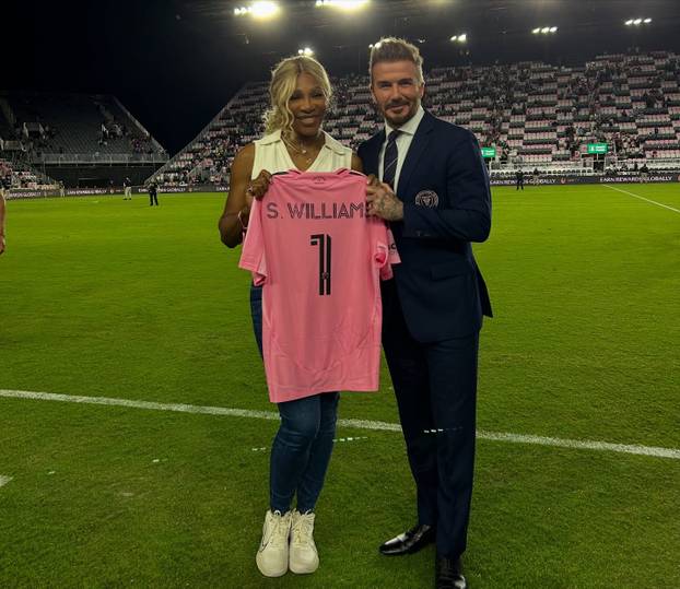 FOTO Serena Williams smršavila 14 kilograma i pohvalila se novom figurom! Pogledajte je