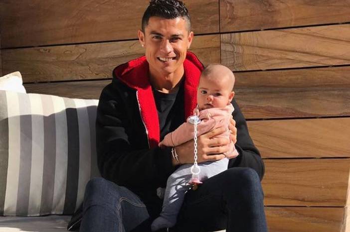 Ponosni otac: Ronaldo pokazao preslatku kćerkicu Evu Mariju