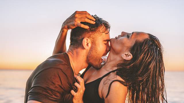 Ljeto je prilika za pravi užitak: 7 super ideja za vrući ljetni seks