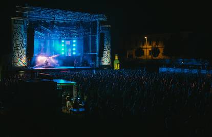 Buč Kesidi nastupili u Varaždinu na Špancirfestu: Uz njih plesalo i pjevalo više od 8500 fanova