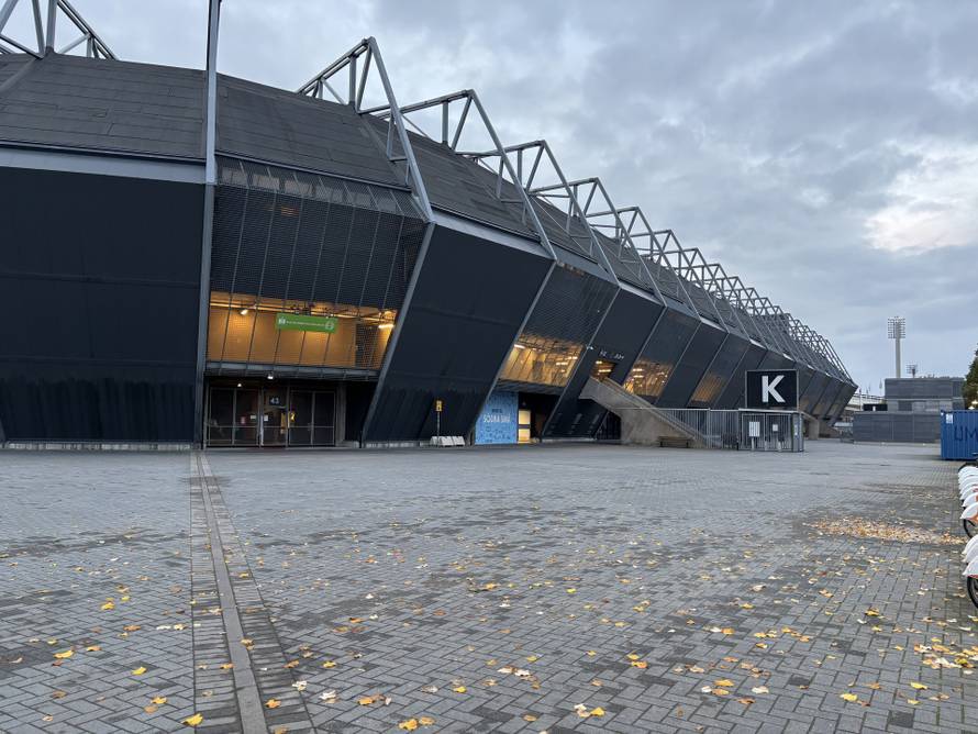 24sata u Malmou: Helići nad gradom. Pivo i burgeri skupi ko vrag. Čeka se invazija BBB-a!