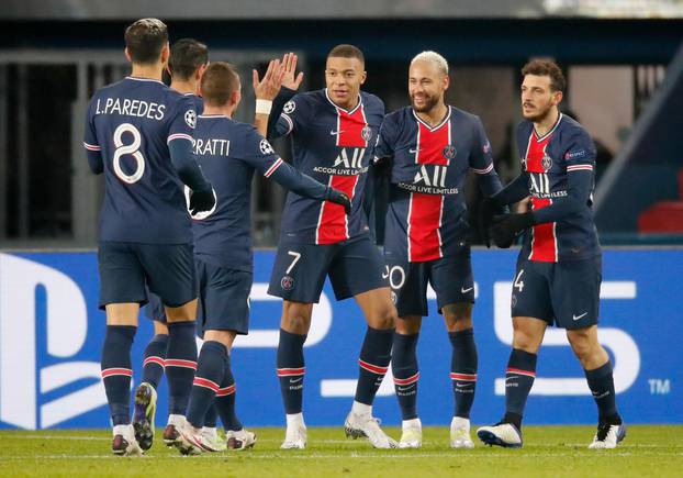 Champions League - Group H - Paris St Germain v Istanbul Basaksehir F.K.