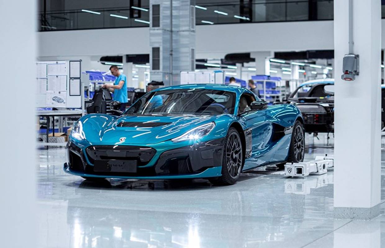 Prvi proizvodni primjerak Rimac Nevere sišao s nove linije