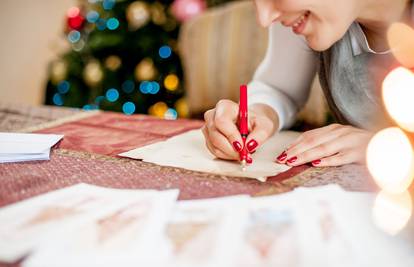 37 ideja što napisati u božićne čestitke - ovisno kome ih šaljete