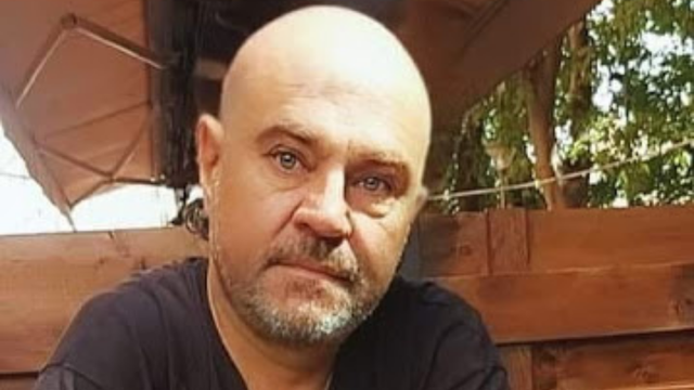 Alen Vitasović objavio fotku obrijane glave: 'Kažu da sam mlađi i ljepši, ja se ne slažem'