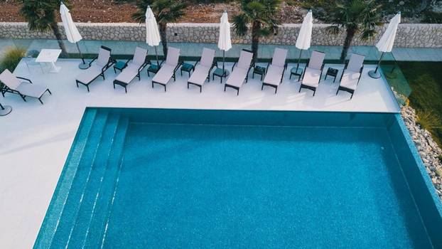 FOTO Samo luksuz! Evo u što ulažu naši nogometaši. Uvijek se traži koji kvadrat viška...