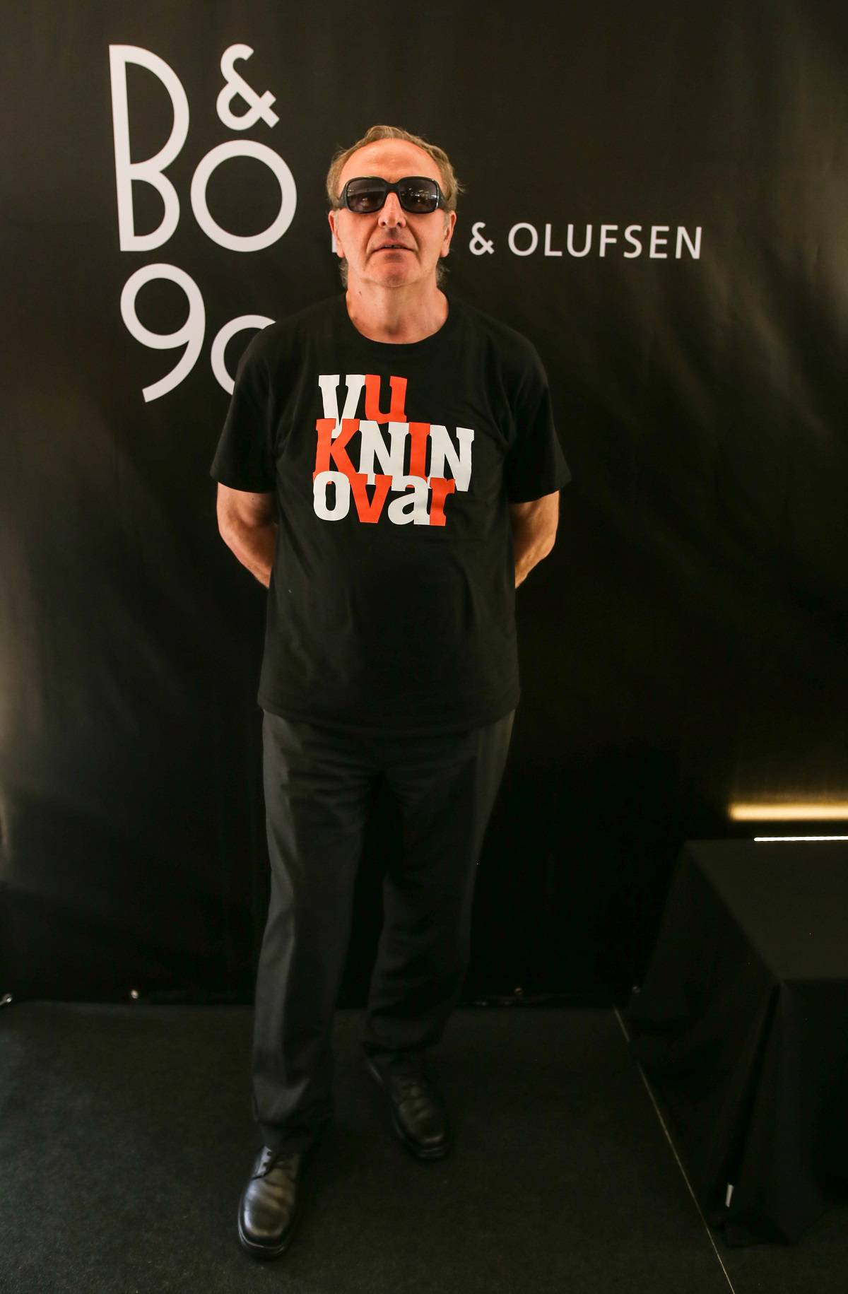 Bang & Olufsen