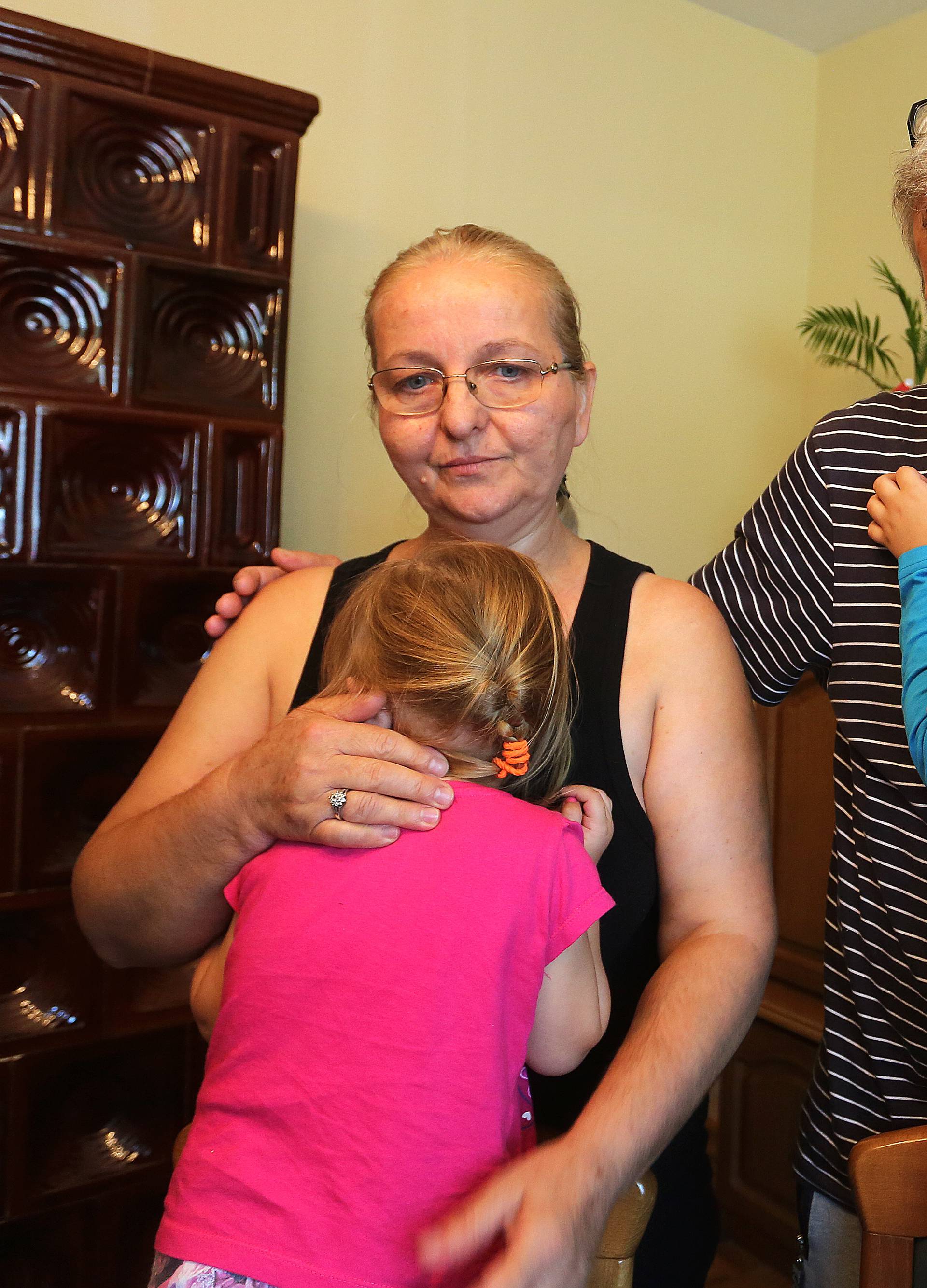 Obitelj Šušak strepi: 'Samo su nam unuci ostali, ne damo ih...'