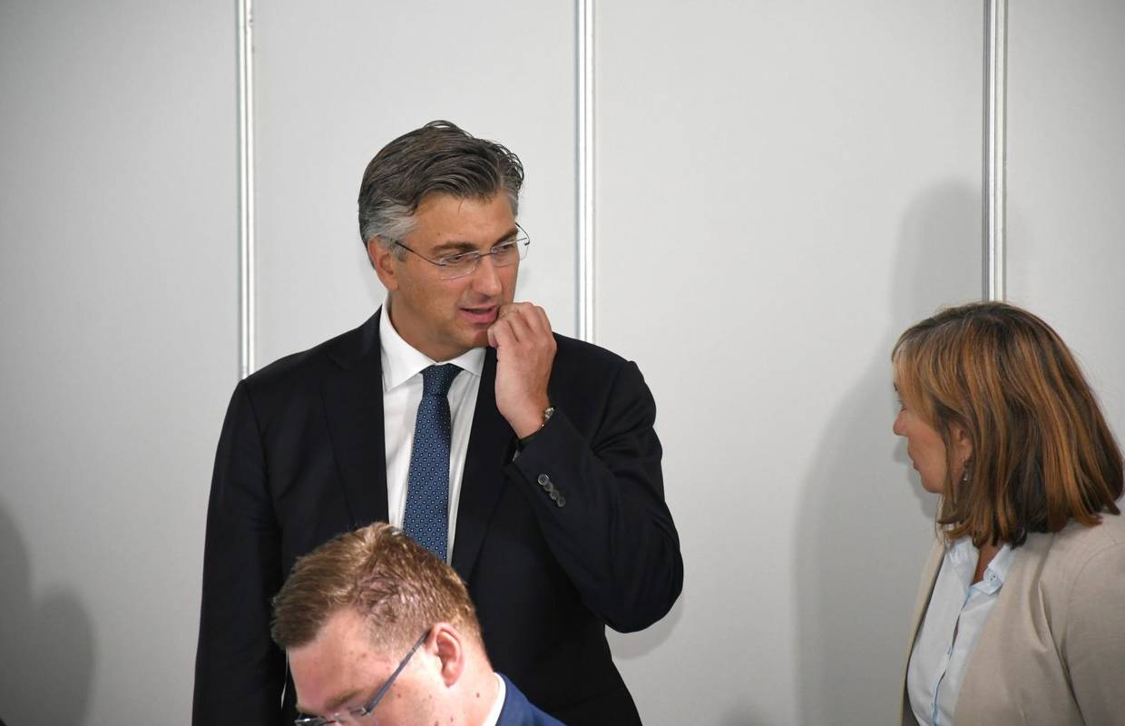 'O izlasku iz koalicije najprije želim čuti mišljenje SDSS-a...'