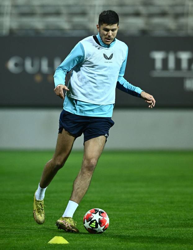 Belek: Igrači Dinama odradili prvi trening u Turskoj