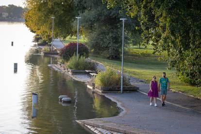 FOTO Vrhunac vodnog vala: Dunav i Drava se izlili iz korita, pogledajte veliku galeriju