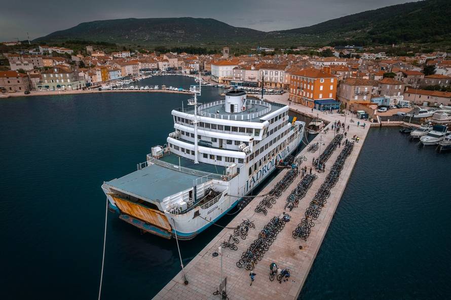 Biciklistički spektakl na otocima i Kvarneru s 400 natjecatelja