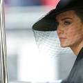 Širi se fotka Kate Middleton s kraljičinog sprovoda: 'Nastao bi kaos da je to Meghan napravila'