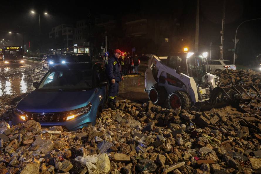 Rainstorm pound Greece