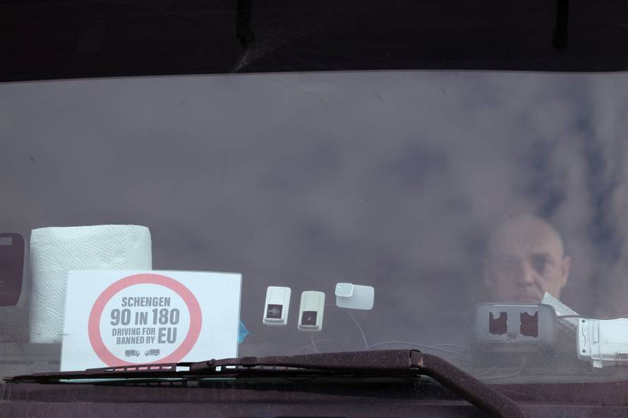 Truck drivers and transport union representatives protest at the Serbia-Croatia border crossings