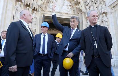 FOTO Plenković o Bartulici: Nemam se vremena time baviti