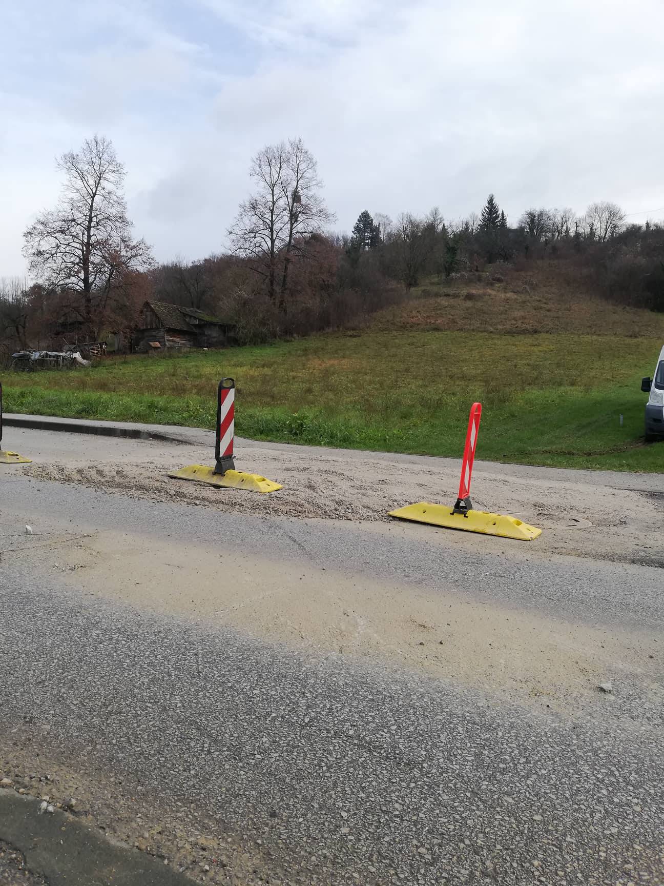 'Cijela naša ulica je uništena, kao da se vozite po valovima'