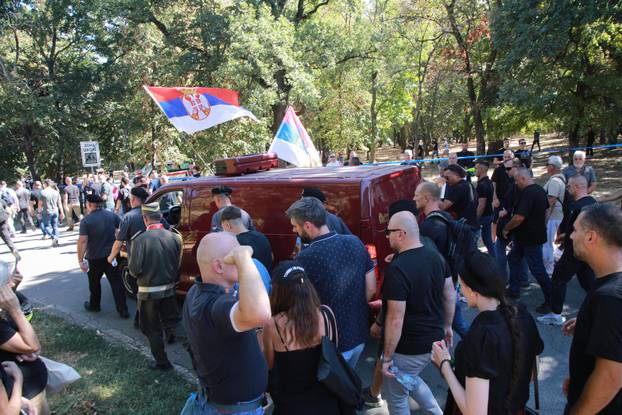 Beograd: Sprovod ratnog zločinca Ratka Mladića