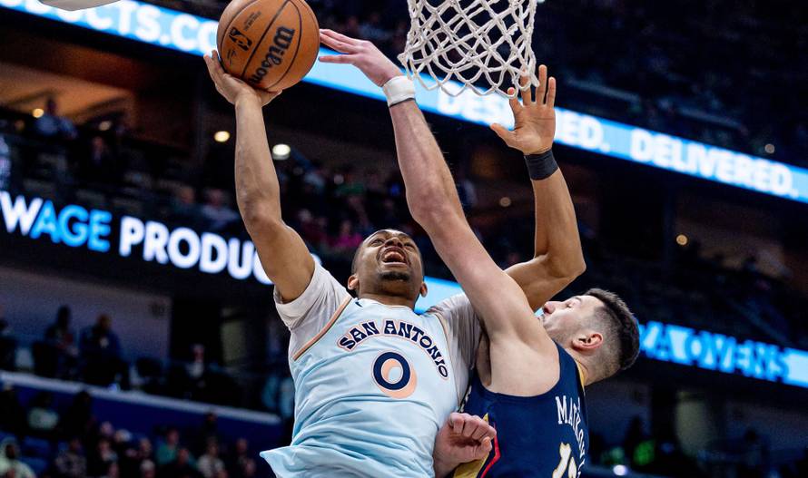 NBA: San Antonio Spurs at New Orleans Pelicans